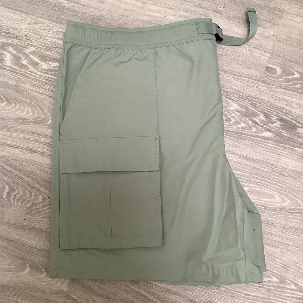 Woolrich Mens Aqua Green Flat Front Pockets Belted Cargo Shorts - Picture 4 of 6